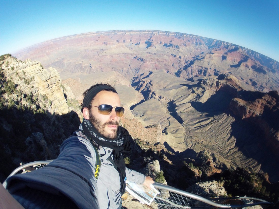 Séb devant le Grand Canyon