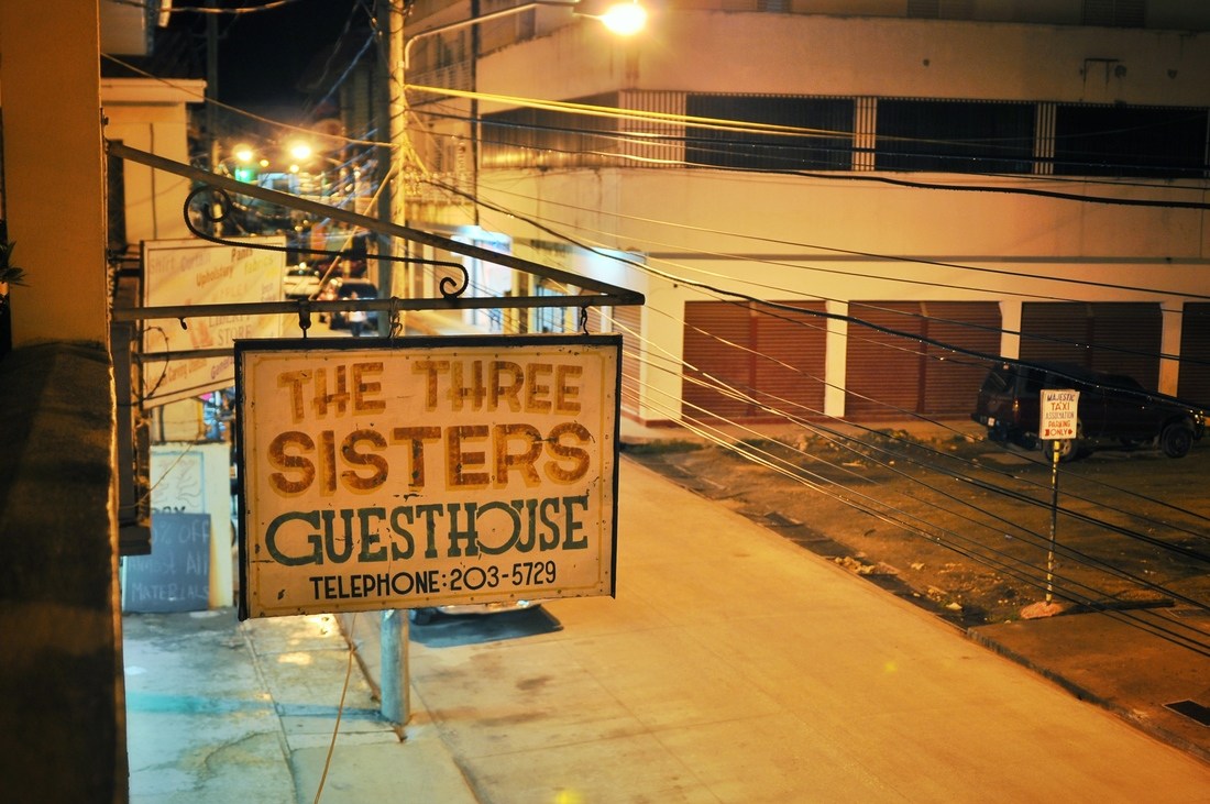 The three sisters guesthouse, Belize city