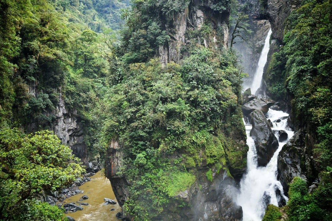 Pailon del Diablo route des cascades Equateur
