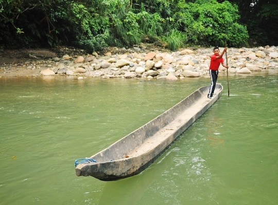 Traversée de la rivière à Tena, Equateur