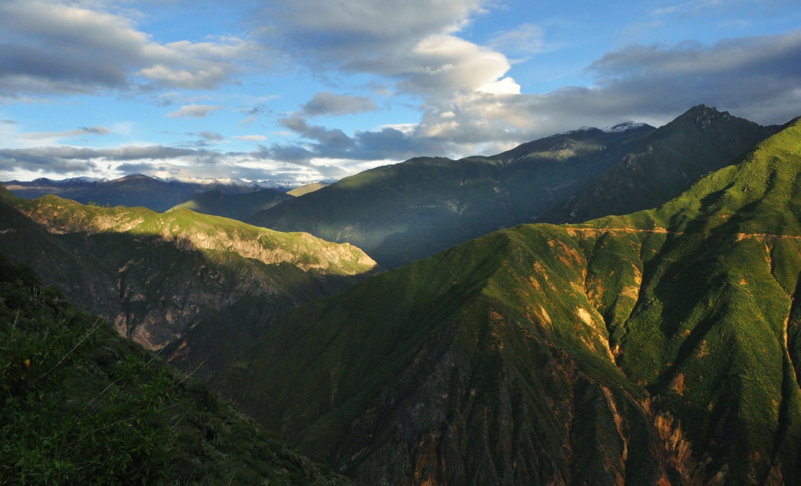 Remontée Du Canyon De Colca Au Pérou