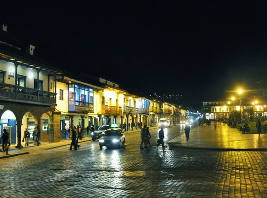 Plaza de Armas de Cusco de nuit