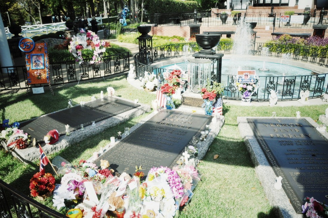 Tombe d'Elvis, Graceland