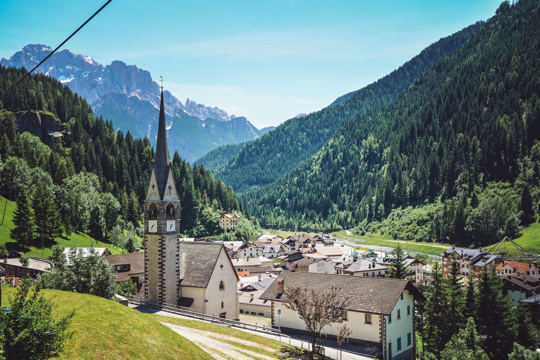 Joli petit village des Dolomites