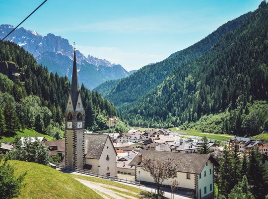 Joli petit village des Dolomites