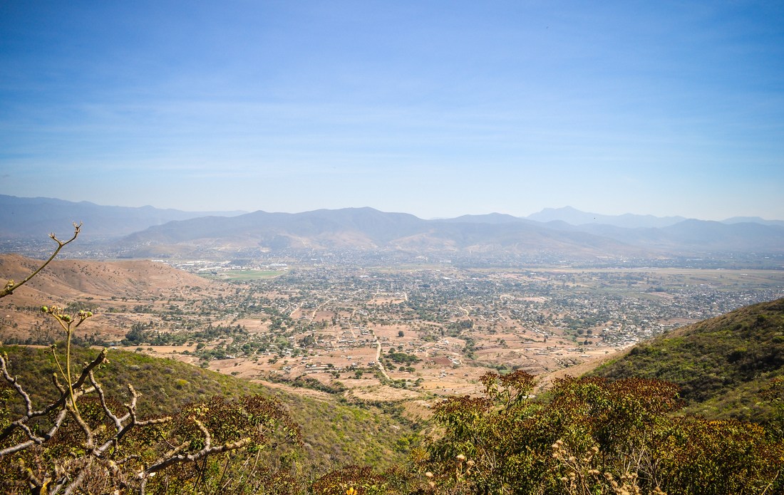 Vue de Oaxaca depuis Monte Alban