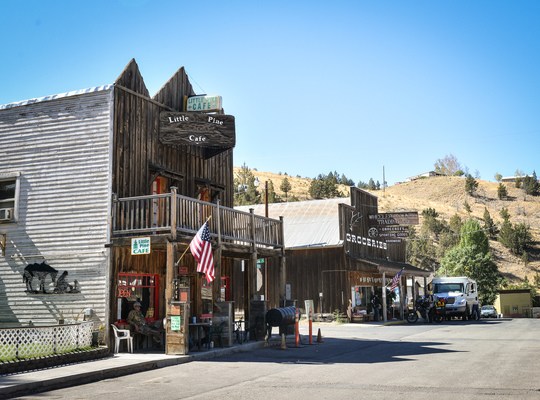 Litlle Pine Café, Ghost Town USA