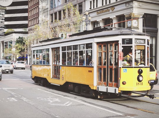 Cable car dans les rues de San Francisco