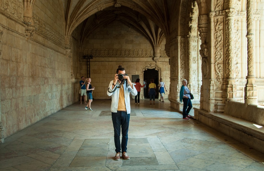 Seb photographe dans le Monastère des Hiéronymites