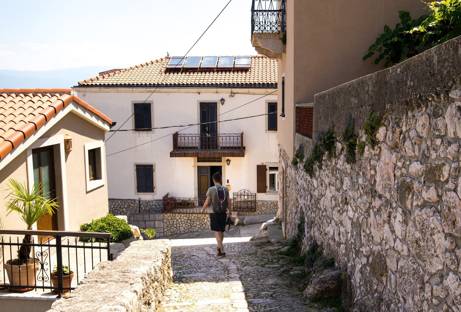 Dans les rues de Vrbnik Dans les rues de Vrbnik
