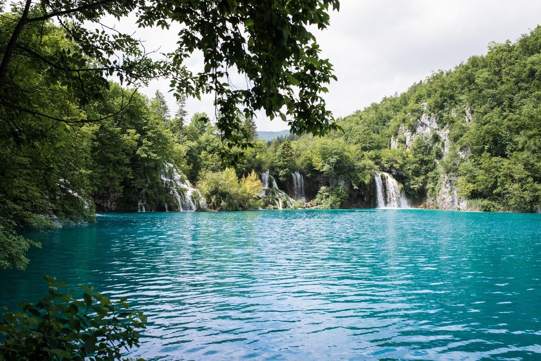 Cascades et eaux turquoise en Croatie