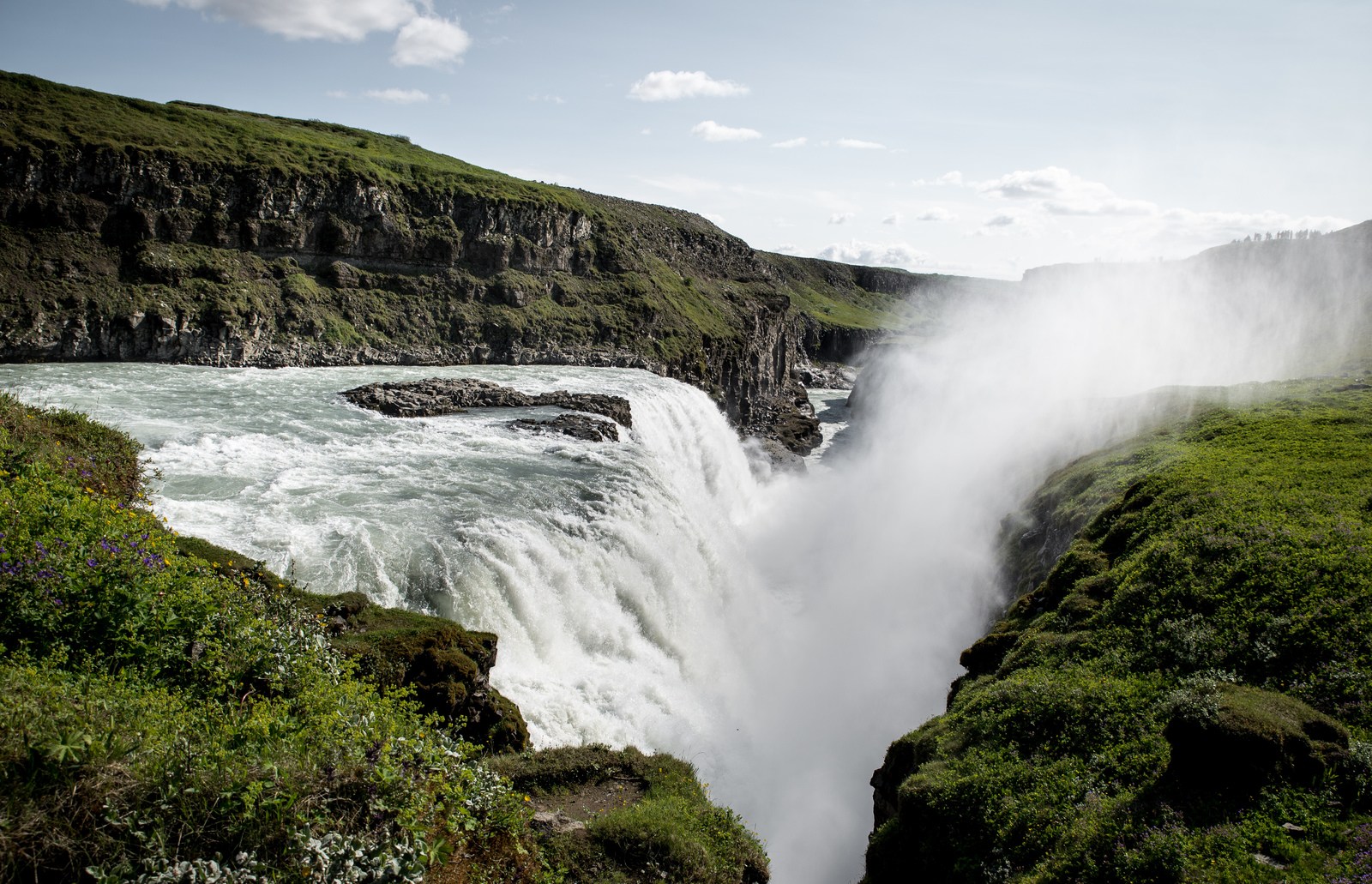  Chute  d eau  de Gullfoss Cercle d  Or en Islande 