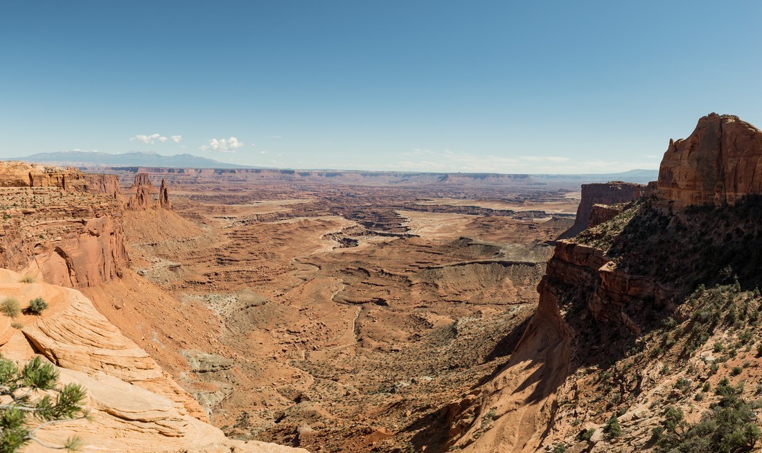 Mesa Arch viewpoint, Utah