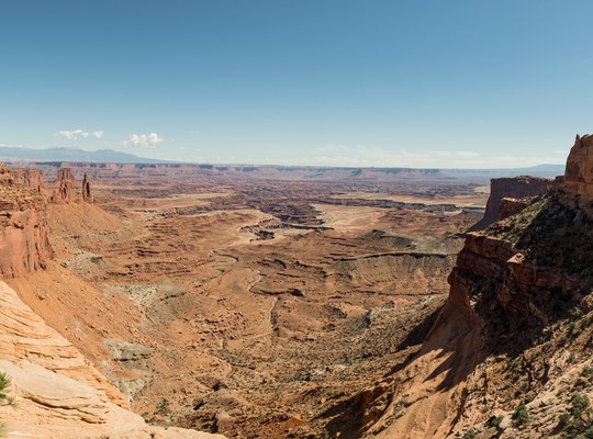 Mesa Arch viewpoint, Utah