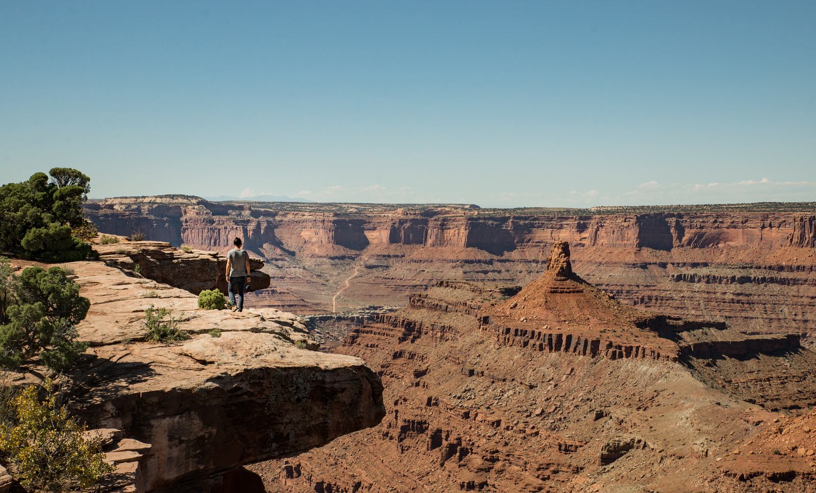 Seb, au dessus du vide à Canyonlands