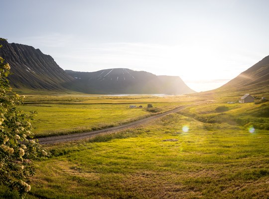 Coucher de soleil dans la campagne islandaise