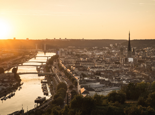 Coucher de soleil sur Rouen et la Seine