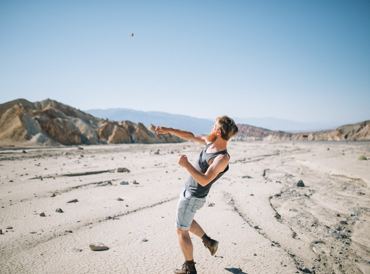 Aurélien dans le désert de Death Valley