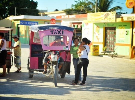 taxi village mexicain