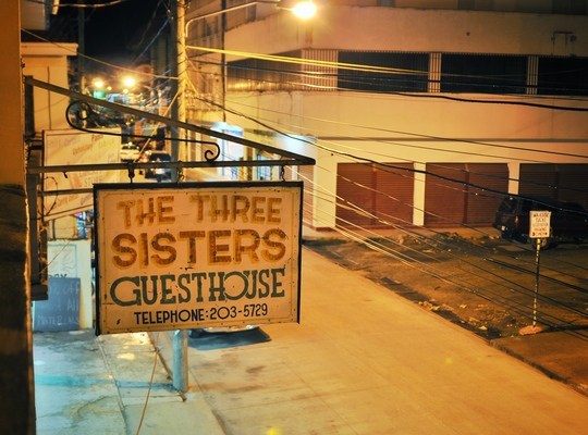 The three sisters guesthouse, Belize city