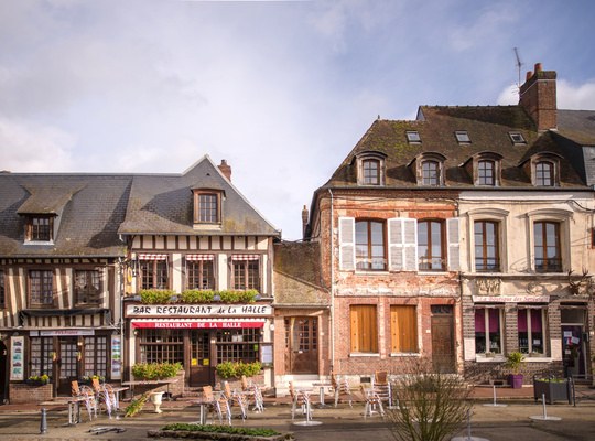 Autour des Halles de Lyons 