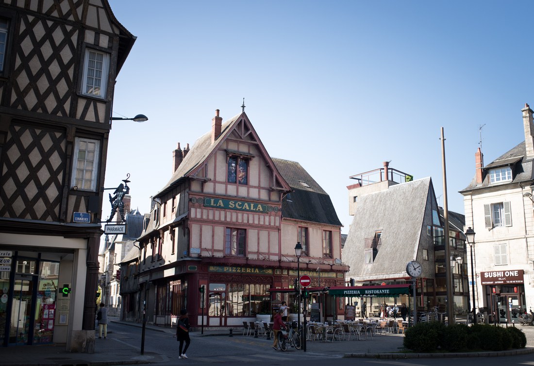 Place planchat, Bourges