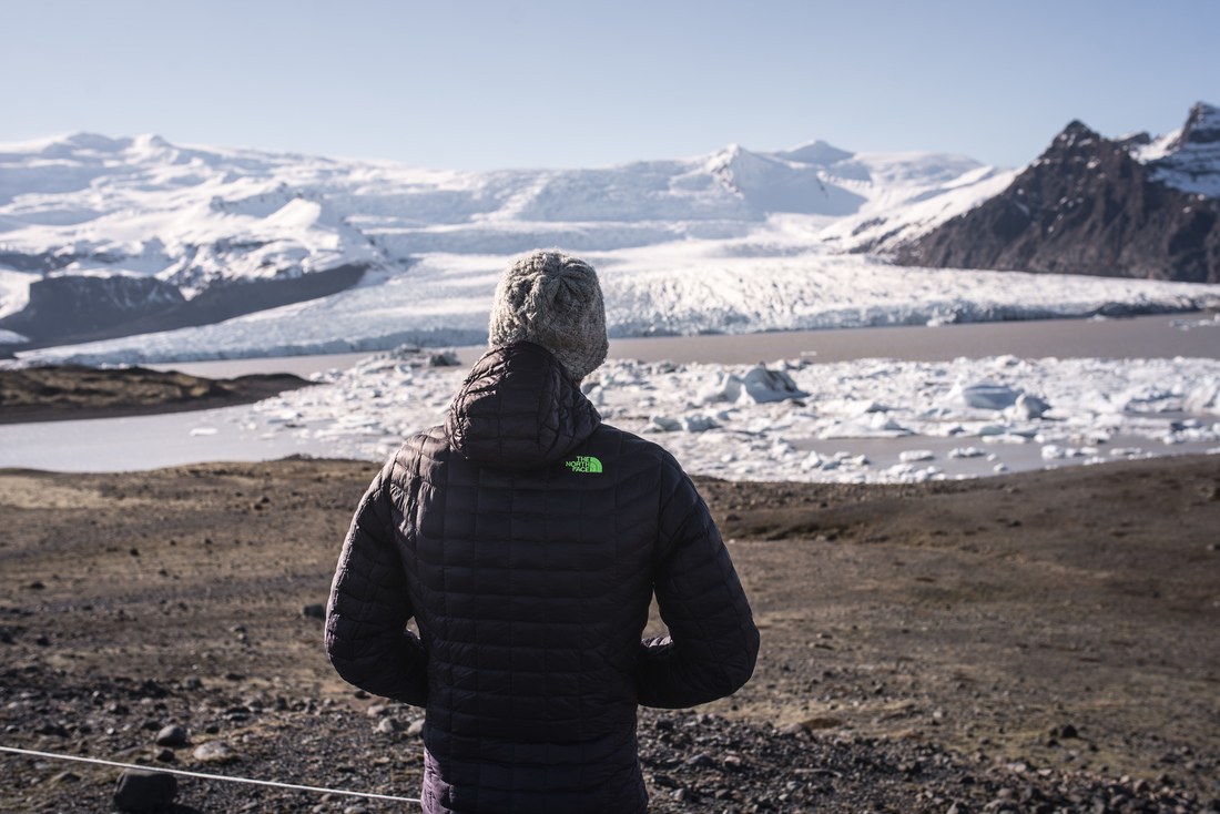 Seb devant le glacier Fjallsárlón