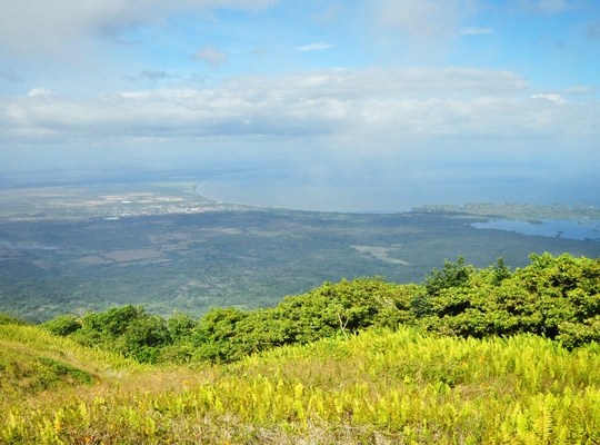 Vue sur Granada et le lac Nicaragua