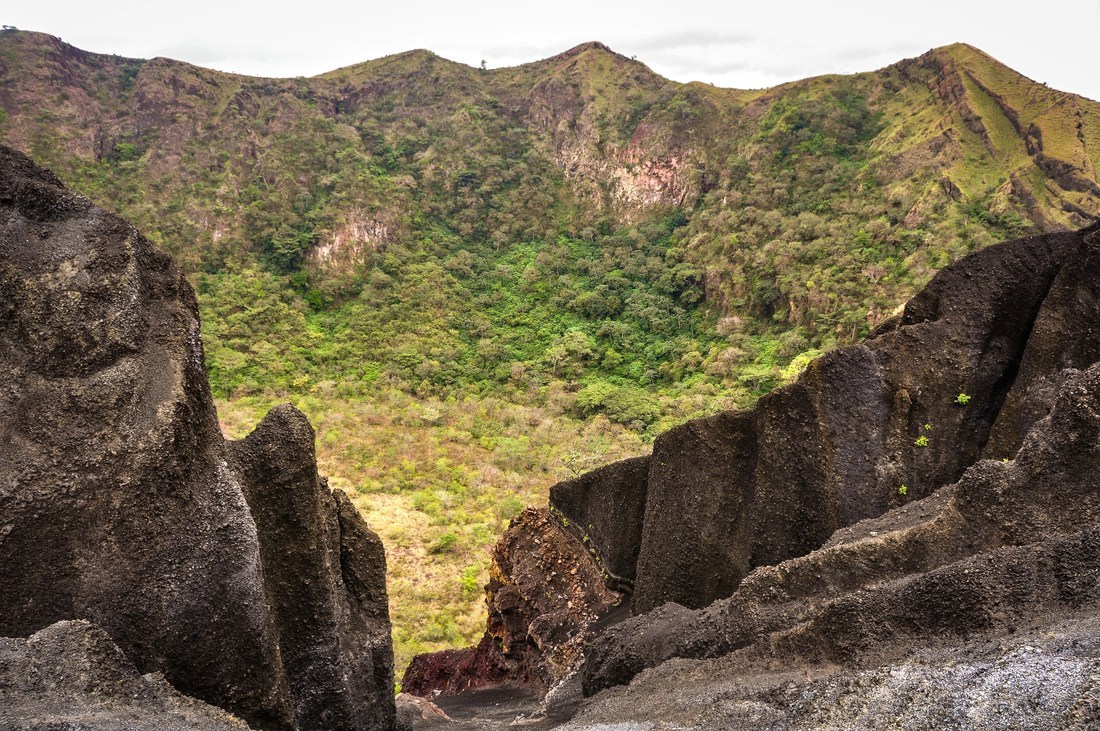 Second cratère, volcan Masaya