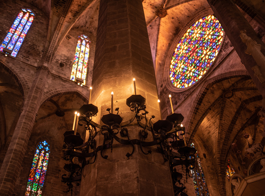 Candélabres de Gaudi, Cathédrale de Palma 