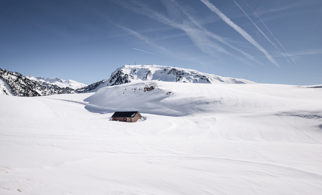 Les paysages des Pyrénées sous la neige