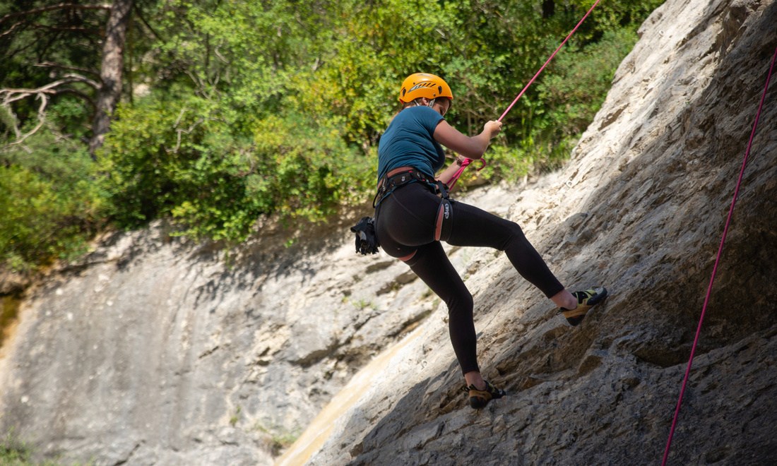 Descente en rappel en escalade à Orpierre