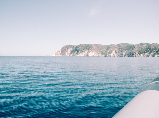 Au loin les cotes de Sifnos 