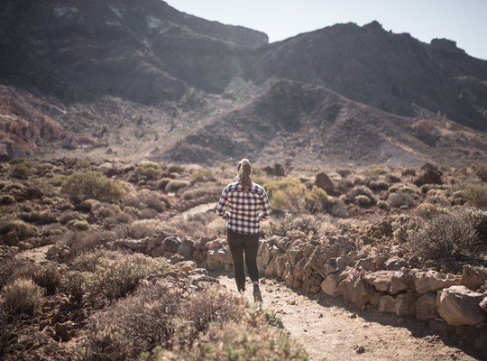 Manue en randonnée dans le parc Teide 