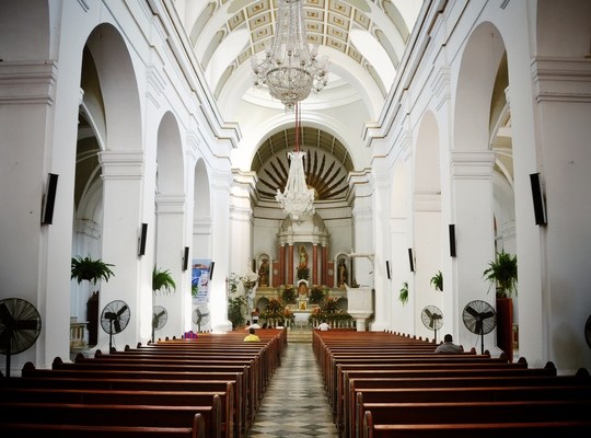 A l'intérieur de l'église, Santa Marta